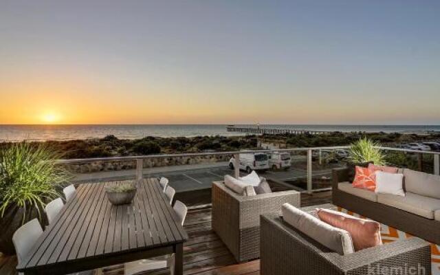 The Beach House @ Grange