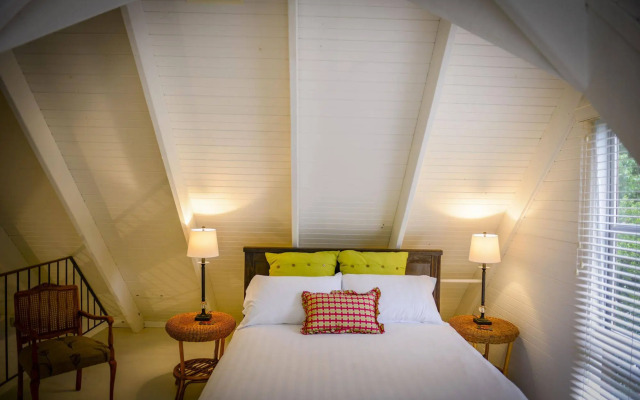 ARCADIA - The Barn Cottage & Rosehill Cottage