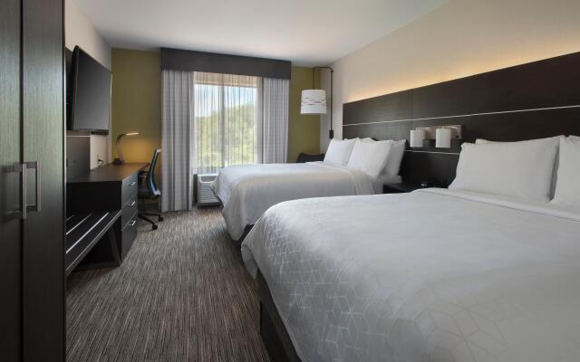 Holiday Inn Express Hotel & Suites Great Barrington by IHG