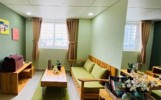 The Homee Cozy Modern Studio Apartment