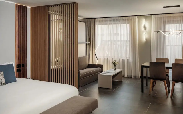 Isabella Suites