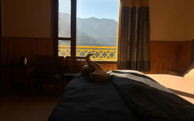 Pumpkin Hostel Shoja