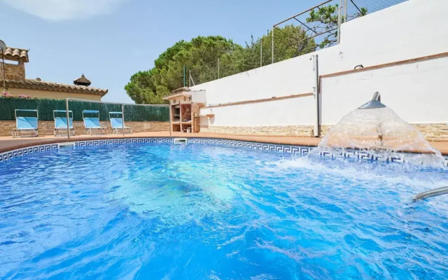 Marina in Blanes With 6 Bedrooms and 4 Bathrooms