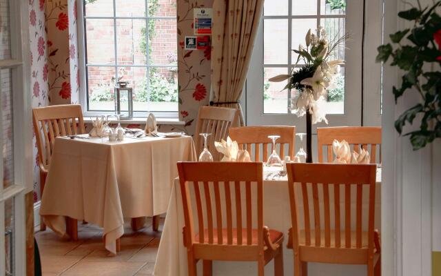 Deincourt Hotel