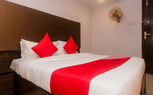 Hotel Palm Star By OYO Rooms