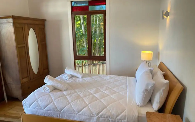 Seaview On Byron – Guest Rooms – Byron Bay