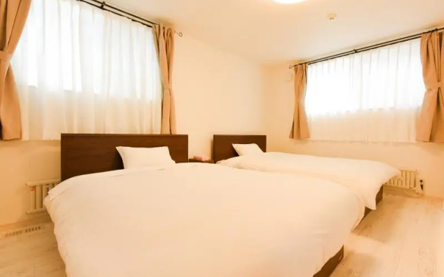Private House S12 – Guest Rooms – Sapporo