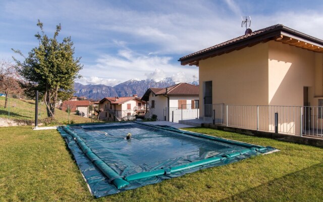 Magic Garden Pool