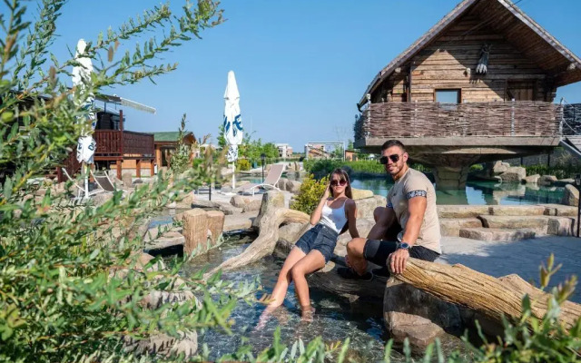 Glamping & Motel Alliance
