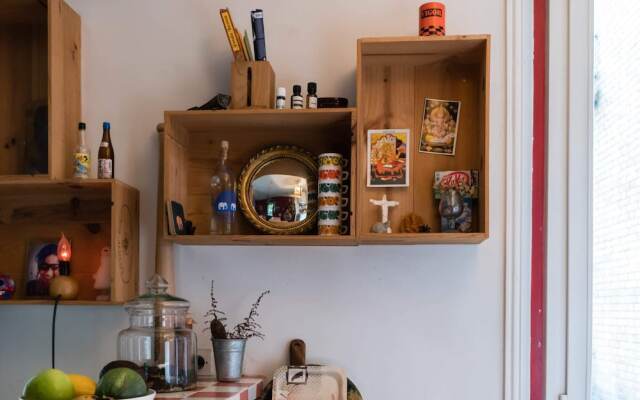 Charming Bright Apartment at Montparnasse