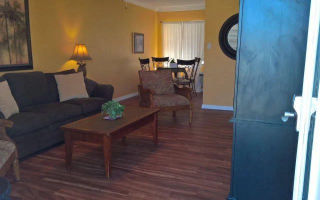 Royal North Beach All Suites