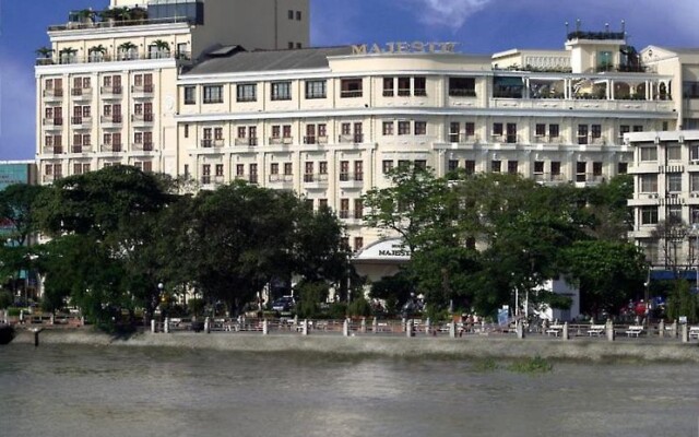 Universe Central Hotel Saigon