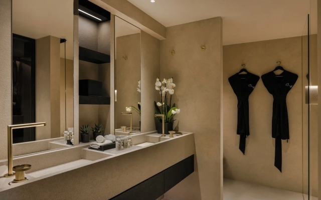 Casaly Hotel & Spa