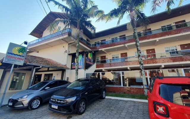 Tropicanas Apart Hotel