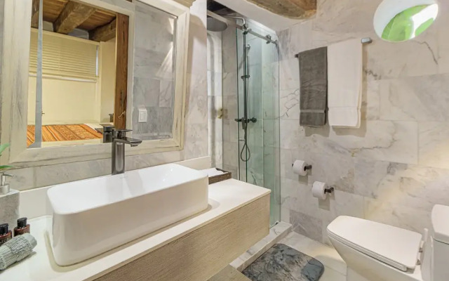 Goitia Apartment-rooftop Jacuzzi