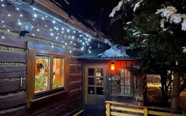 Góralska Czarcia Chata Pod Jalowcem