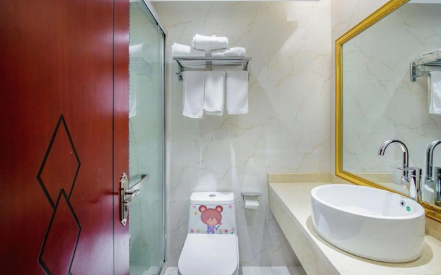 Vienna Classic Hotel (South Gate of Mount Huang Scenic Area)