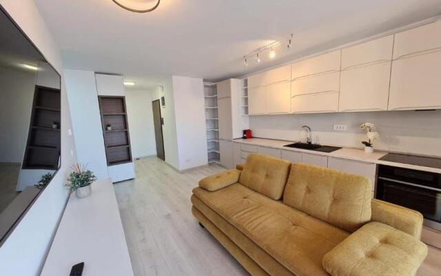 11th Floor Luxury Residence