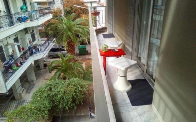 Beautiful Apartment -up to 4 guests- close to City Centre!