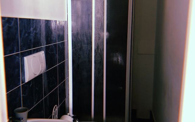 Romina Rooms