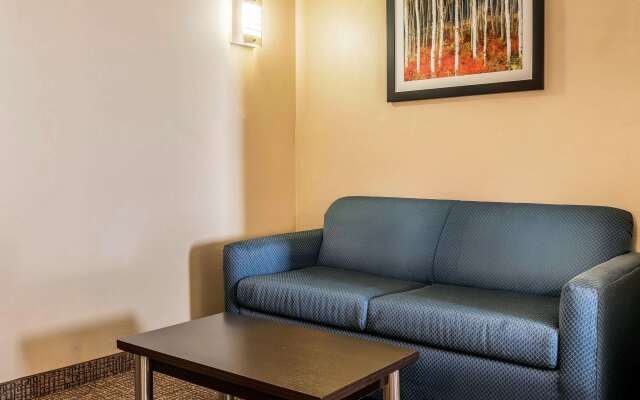 Comfort Suites Miamisburg - Dayton South