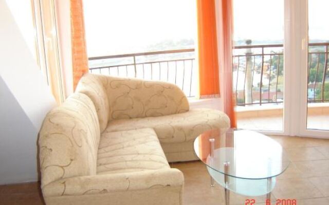 Panoramic Penthouse Sozopol