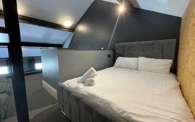 The Luxury Penthouse by Sasco Apartments