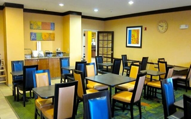 Fairfield by Marriott Inn & Suites Seattle Sea-Tac Airport