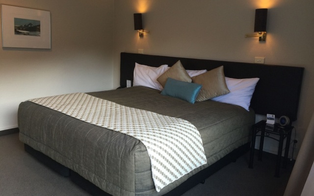 Hurley's of Queenstown – Guest Rooms – Queenstown