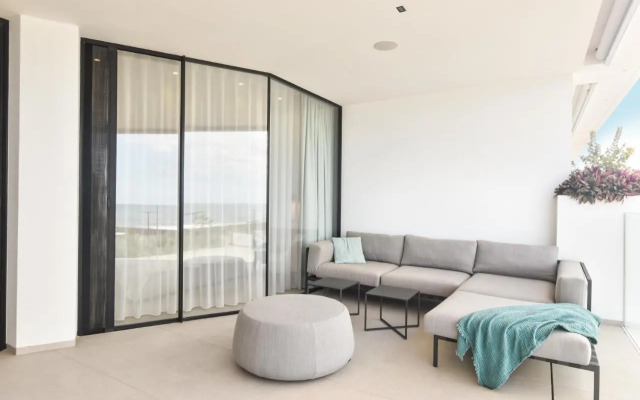 Infinity 1-6 LUXE SEA VIEW 2B