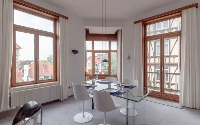 Stylish Apartment With Balcony/terrace