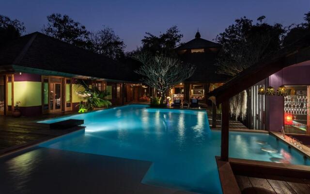 Chandra Residence