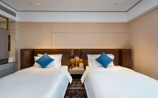 Echarm Plus Hotel