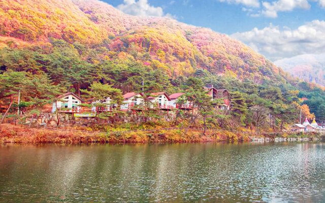Yangpyeong Dotorigol Pension