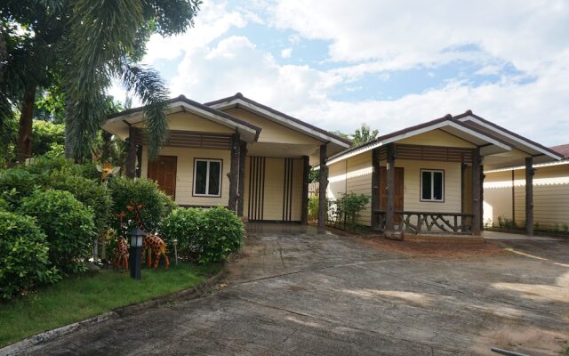 Monmai resort