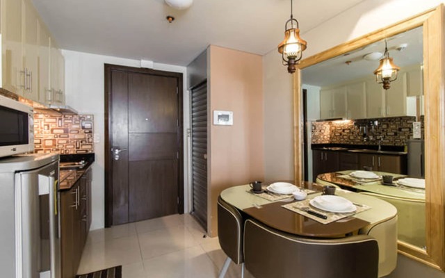 One Palm Tree Villas by SMTL Properties