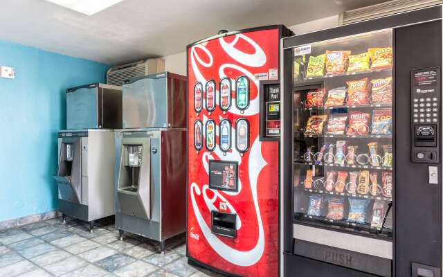 Motel 6 Victoria, TX