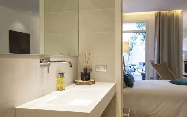 Erïk Langer S.Sofia Suites