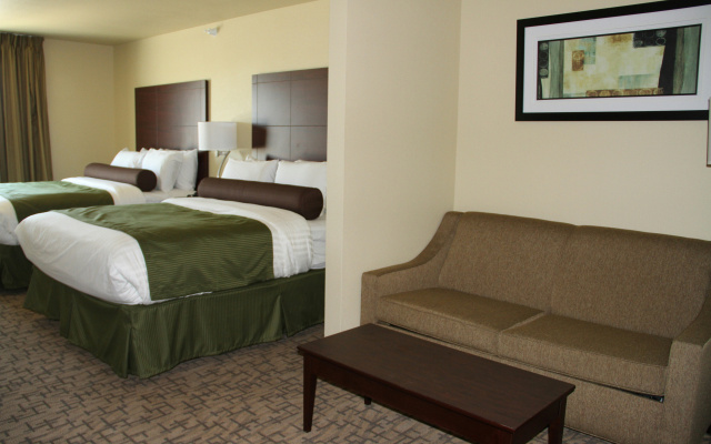 Cobblestone Hotel & Suites – Devils Lake