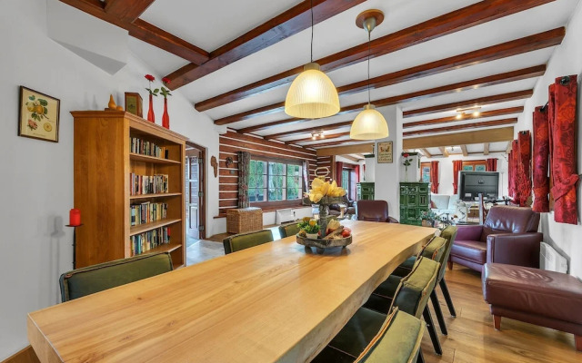 Apartment in Vidochov With Pool