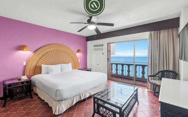 Amazing Condos with Ocean View