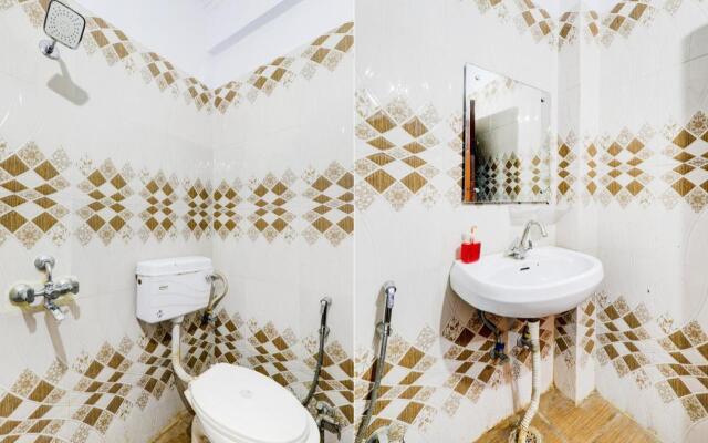 OYO 87646 Hotel Pacific Blue