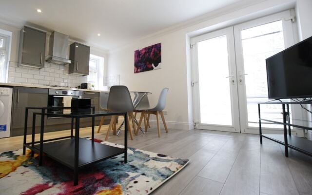 Willow Serviced Apartments - The Walk 3