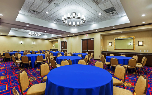 Clarion Hotel The Colony - Plano West