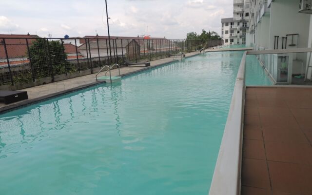 V Apartment