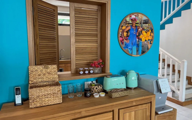 Blue Ocean Suites & Apartments