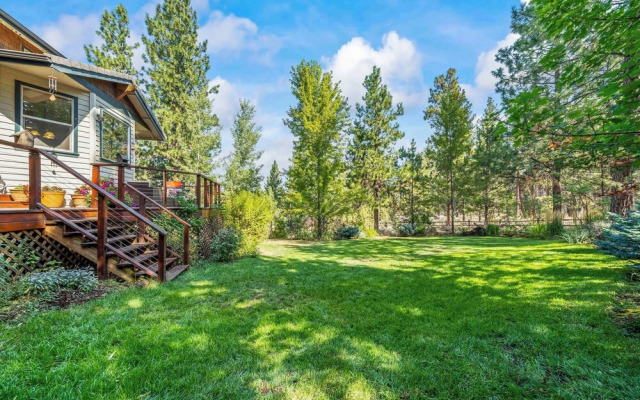 Skyliner Summit Chalet