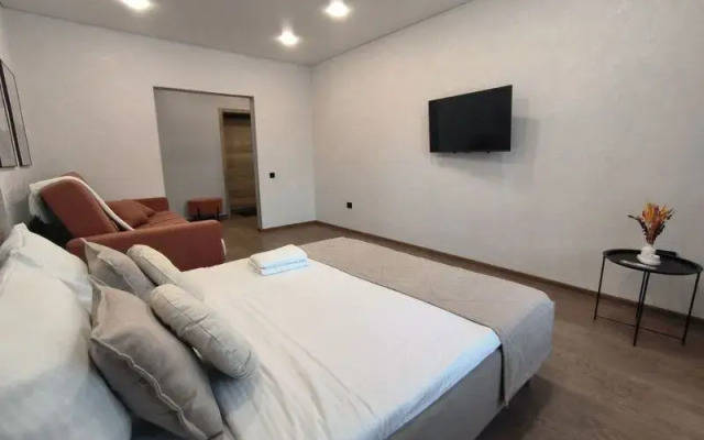 Апартаменты на улице Генерала Тихонова,д. 4