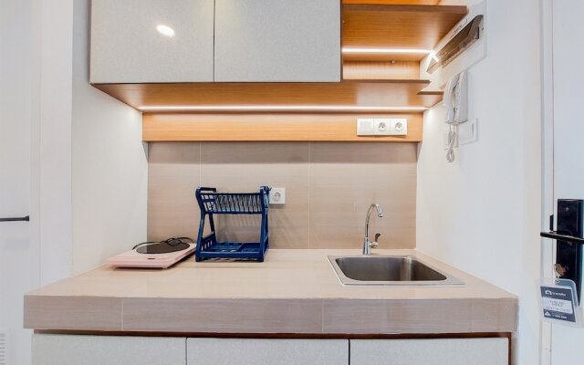 Modern And Comfort Look Studio Kingland Avenue Apartment