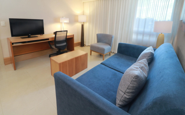 Staybridge Suites Guadalajara Expo by IHG